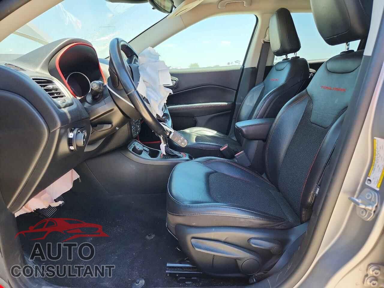 JEEP COMPASS 2020 - 3C4NJDDBXLT106677
