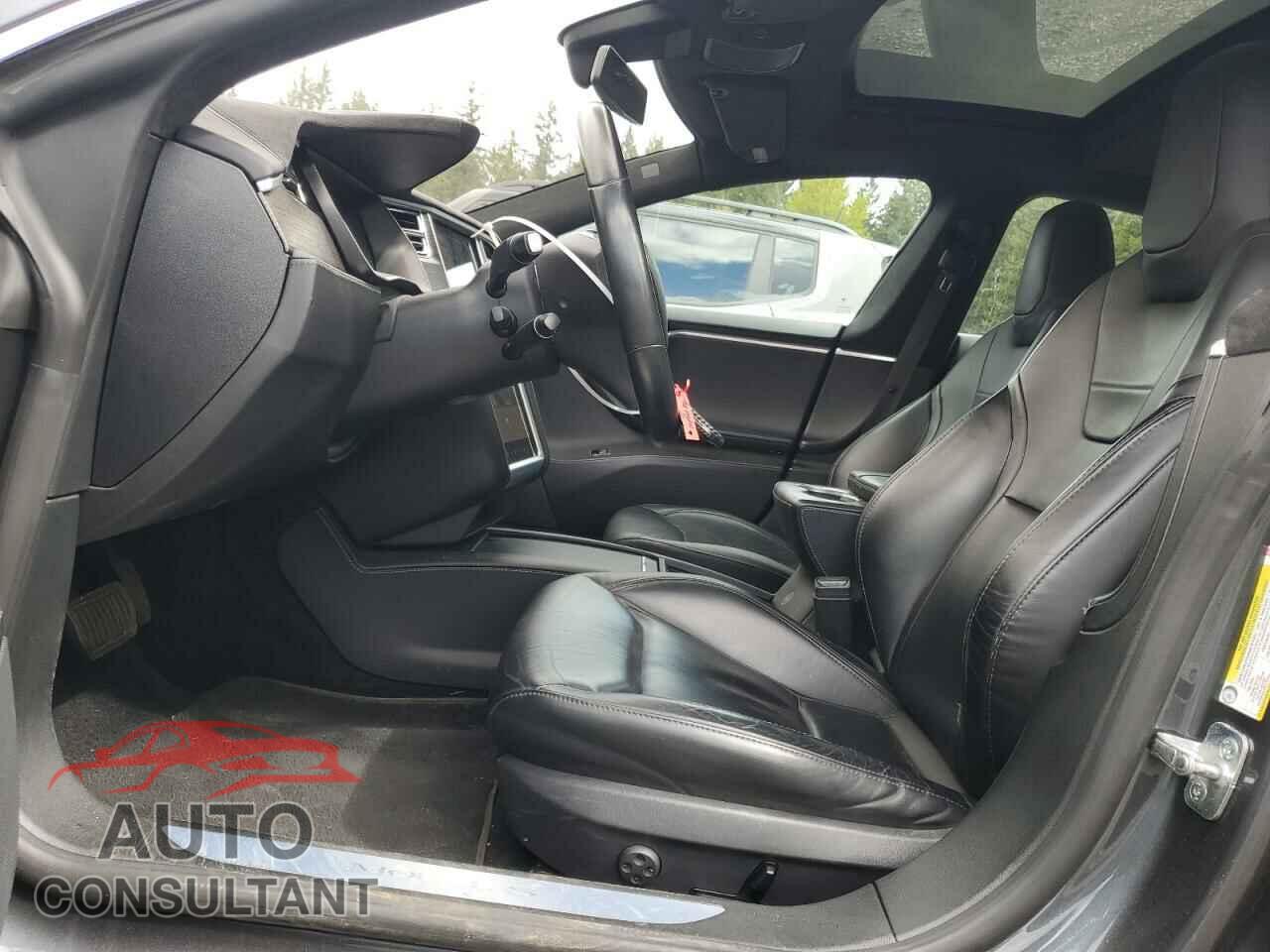 TESLA MODEL S 2016 - 5YJSA1E25GF151210