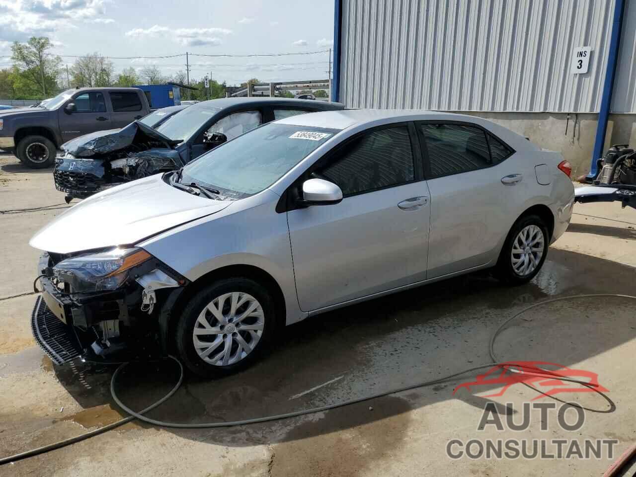 TOYOTA COROLLA 2017 - 5YFBURHE3HP699952