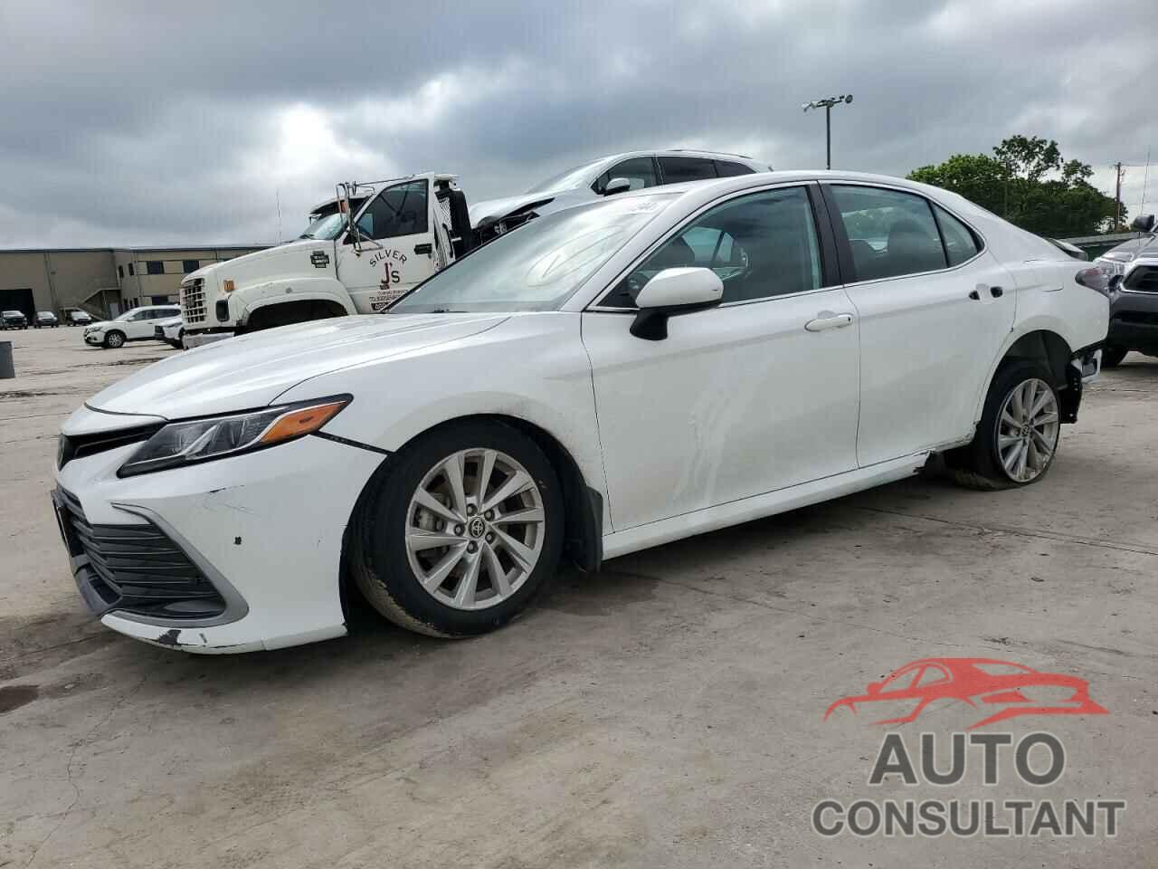 TOYOTA CAMRY 2021 - 4T1C11BK0MU046596