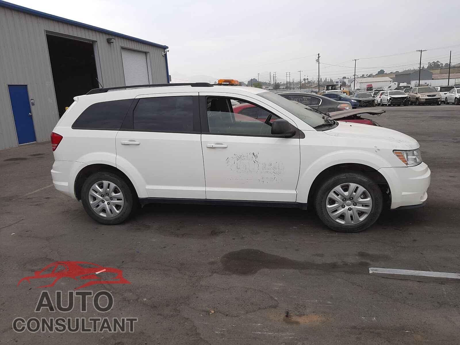 DODGE JOURNEY 2017 - 3C4PDCAB7HT700827