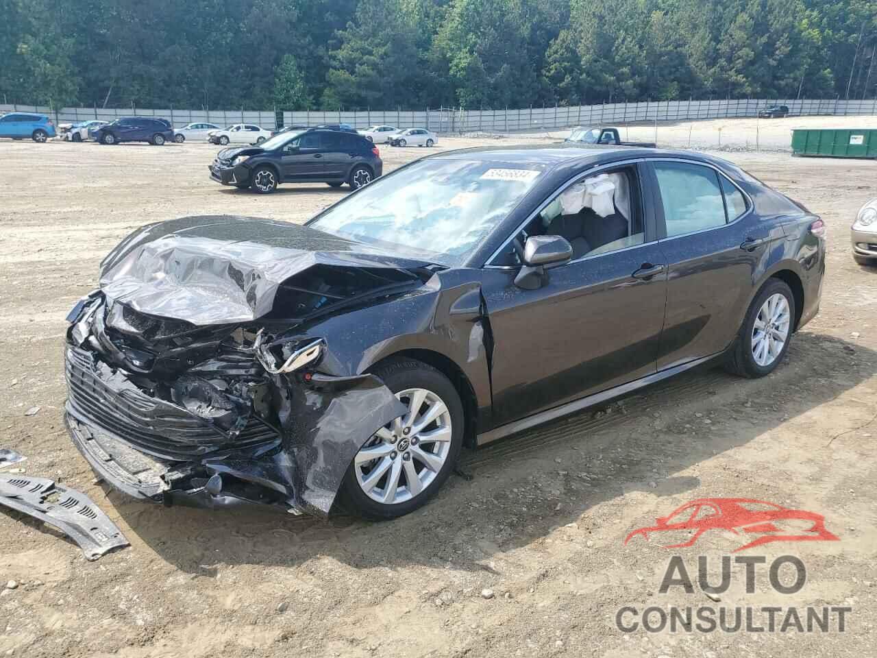 TOYOTA CAMRY 2018 - 4T1B11HK2JU064595