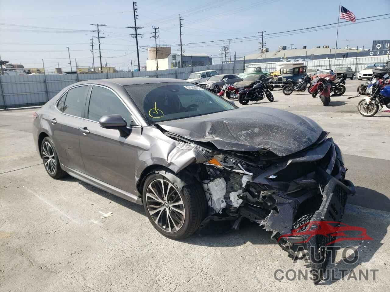 TOYOTA CAMRY 2020 - 4T1G11AK9LU345571