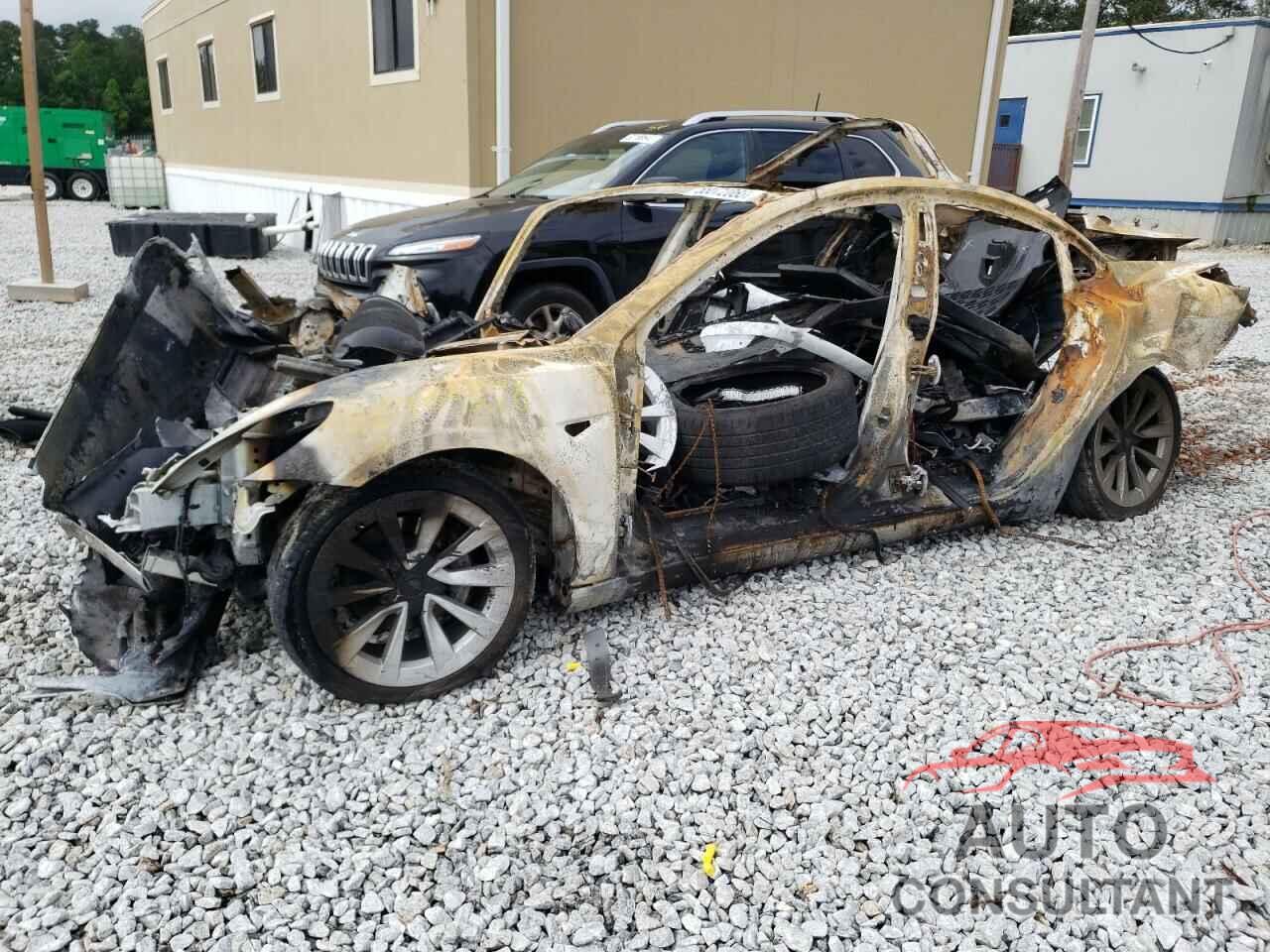 TESLA MODEL 3 2022 - 5YJ3E1EB6NF111126