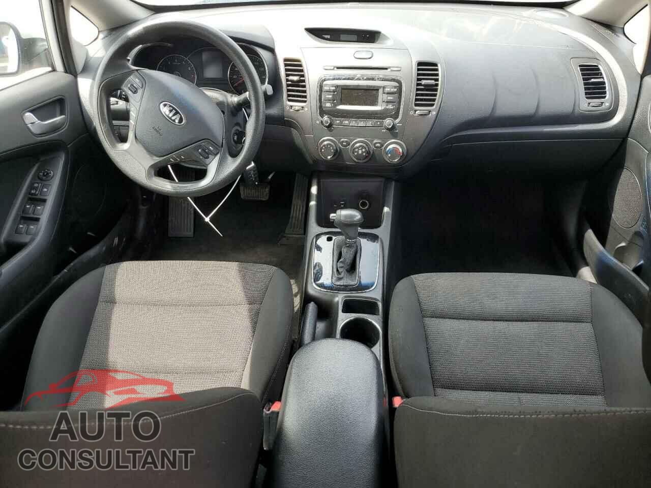KIA FORTE 2017 - 3KPFK4A73HE058839