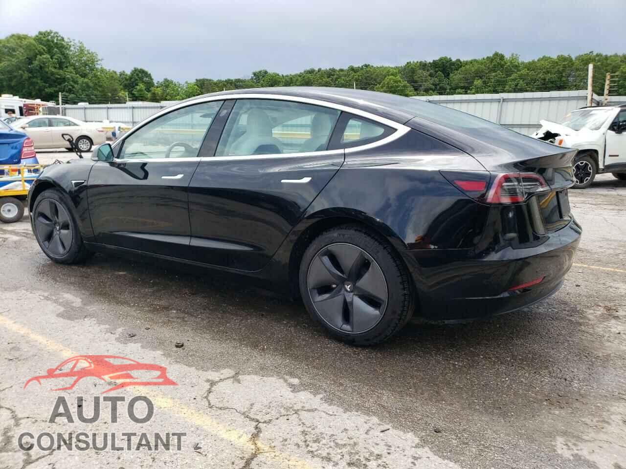 TESLA MODEL 3 2019 - 5YJ3E1EBXKF194829