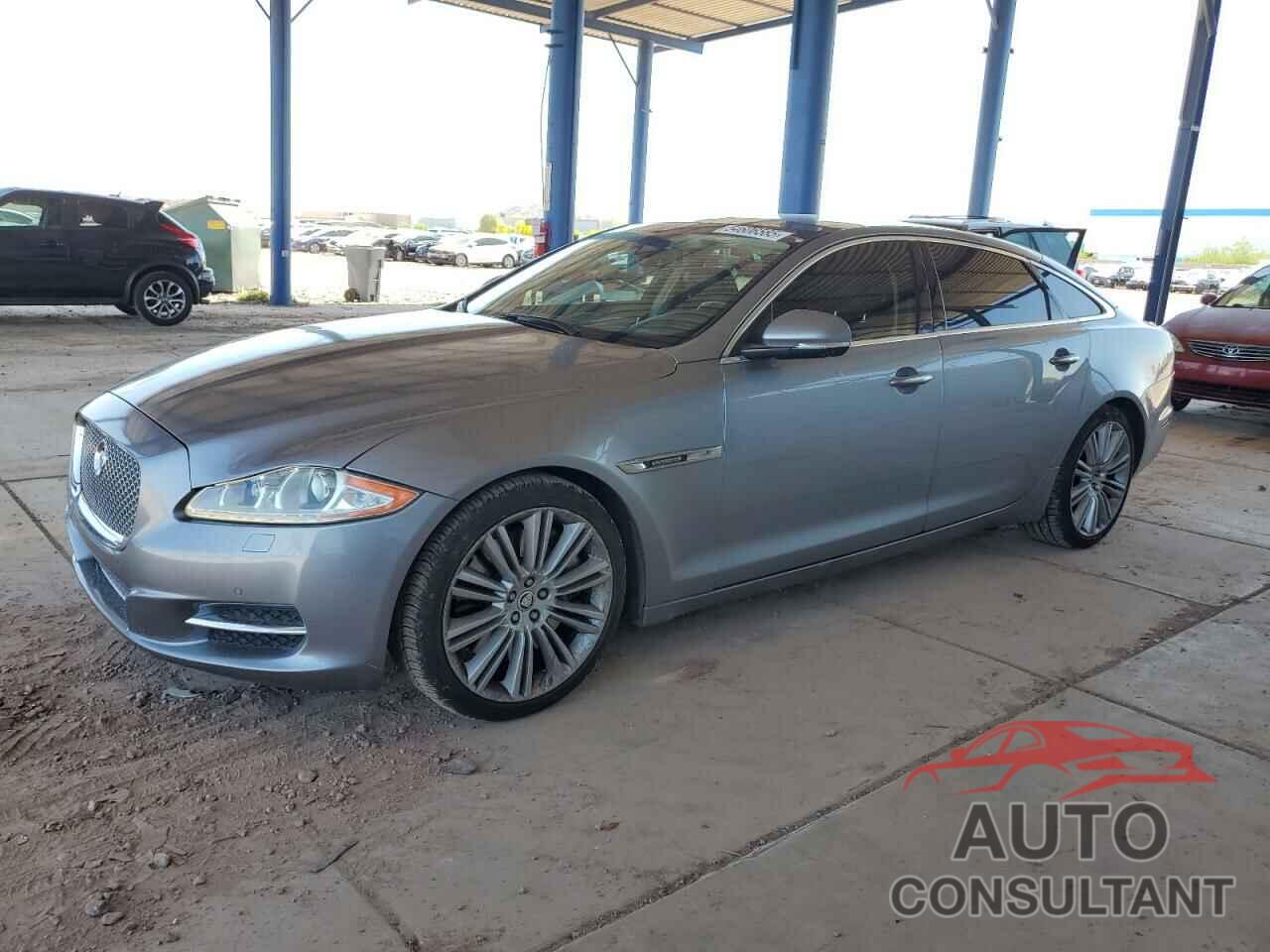 JAGUAR XJ 2012 - SAJWA2GE4CMV27817