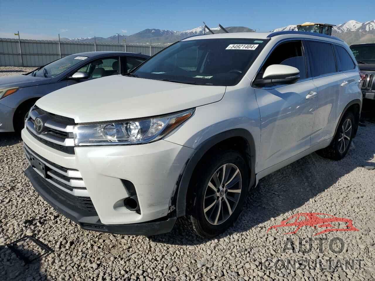 TOYOTA HIGHLANDER 2017 - 5TDJZRFH7HS413537