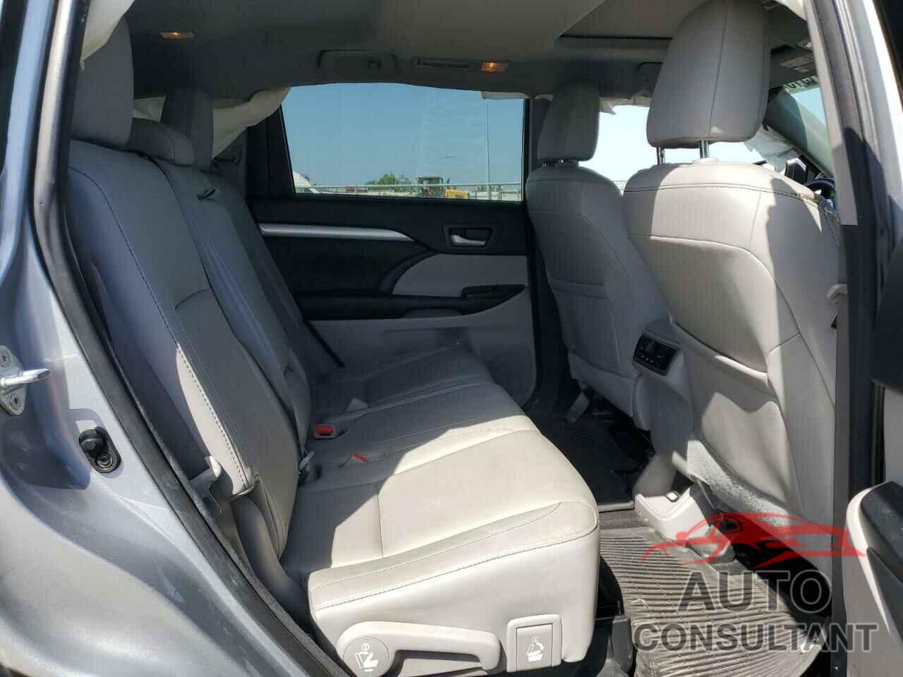 TOYOTA HIGHLANDER 2015 - 5TDJKRFH2FS221718