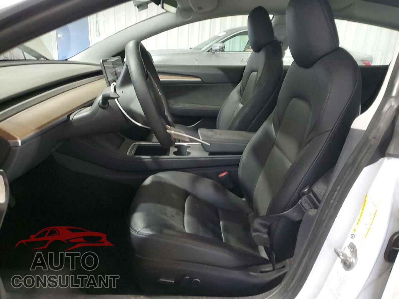 TESLA MODEL 3 2022 - 5YJ3E1EA3NF371376
