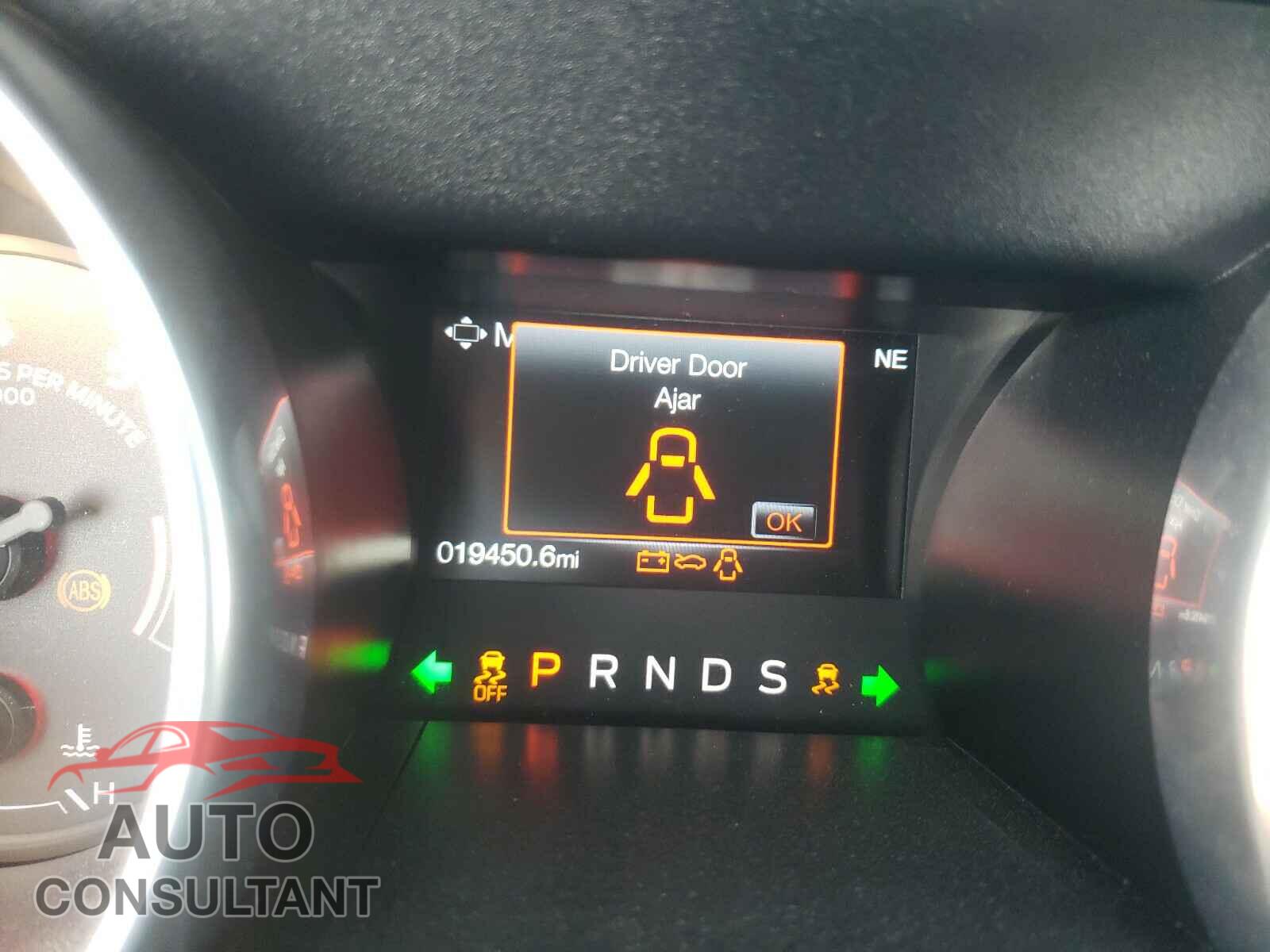 FORD MUSTANG 2018 - 1FA6P8TH1J5162607