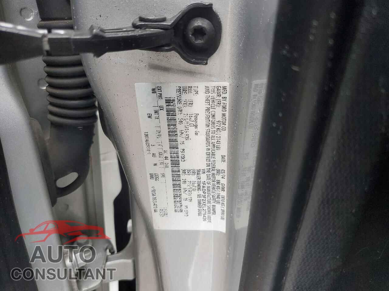 FORD FOCUS 2014 - 1FADP3F2XEL275426