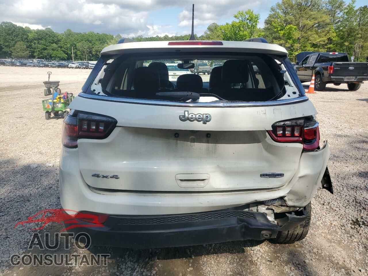 JEEP COMPASS 2017 - 3C4NJDBB6HT681546
