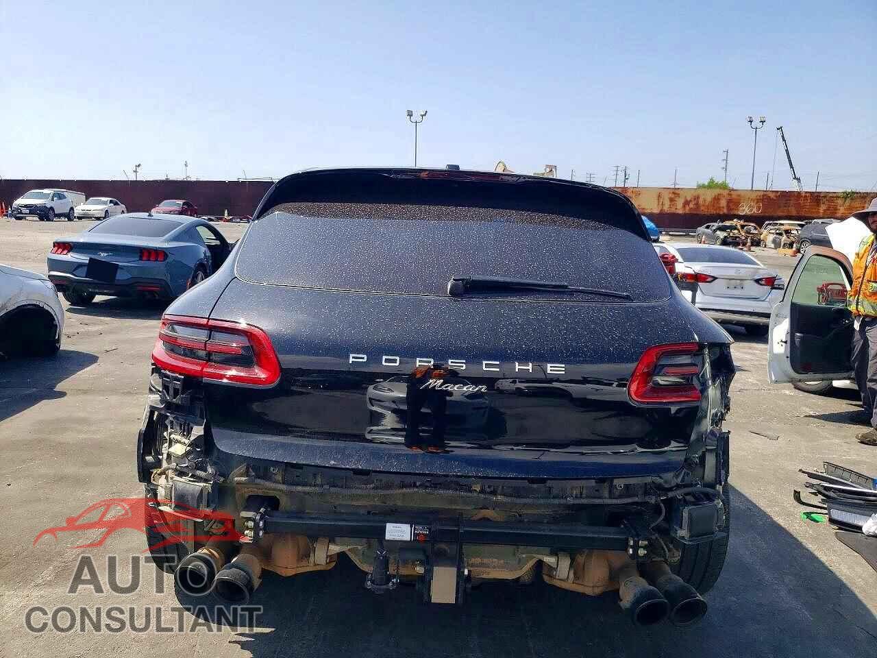 PORSCHE MACAN 2018 - WP1AA2A50JLB17616