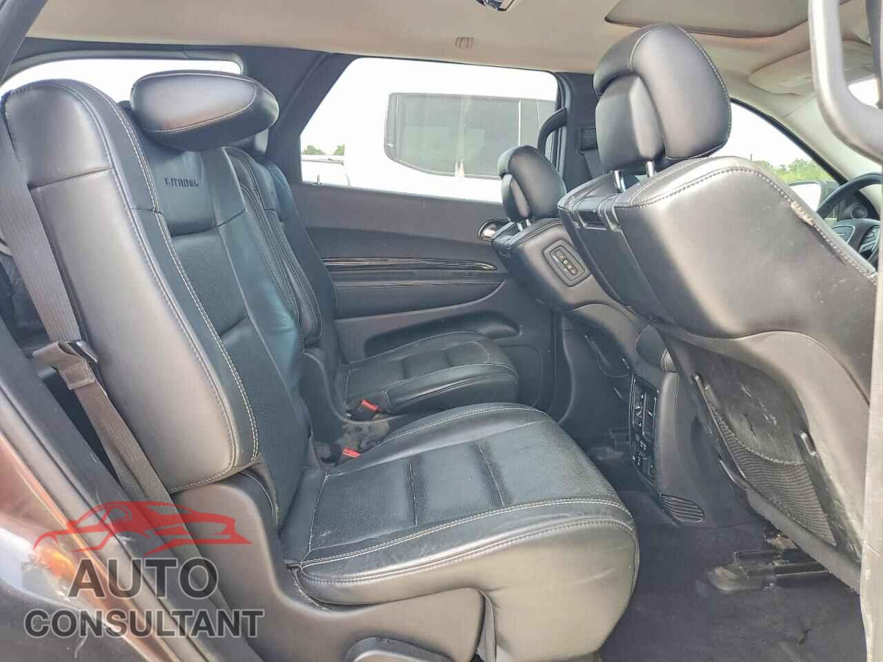 DODGE DURANGO 2015 - 1C4SDJET3FC758038