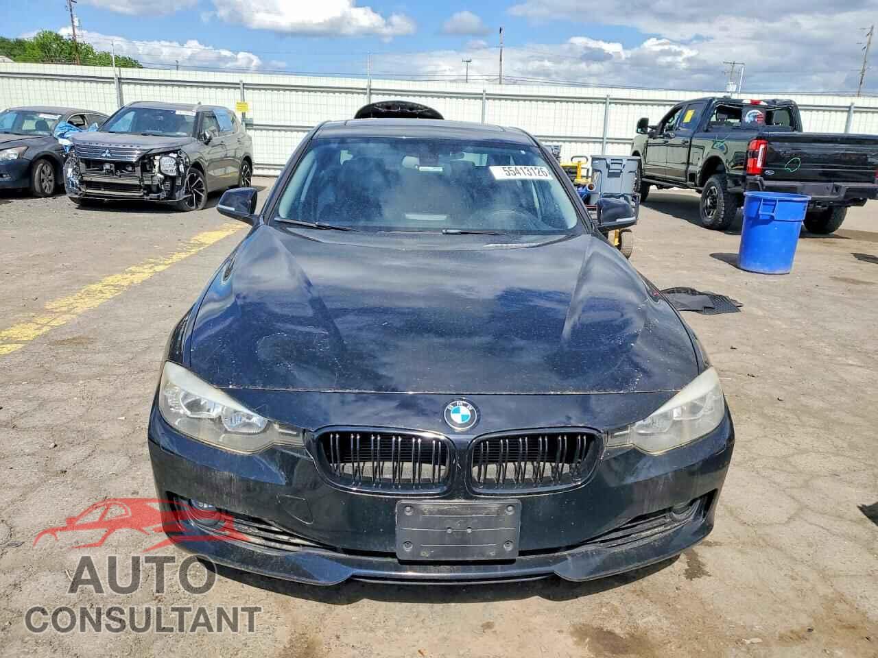 BMW 3 SERIES 2013 - WBA3B5C5XDF595239