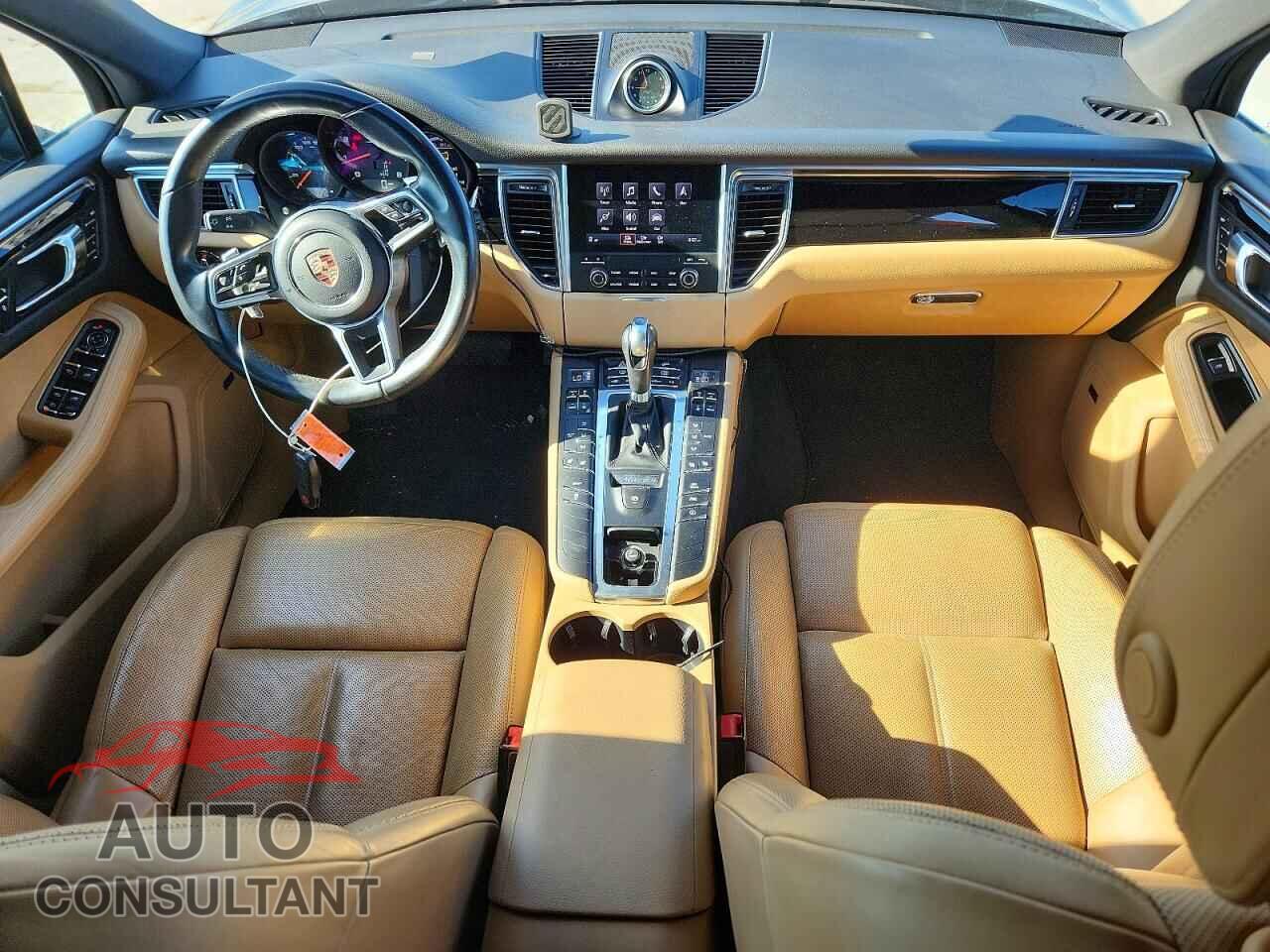PORSCHE MACAN 2017 - WP1AA2A59HLB08049