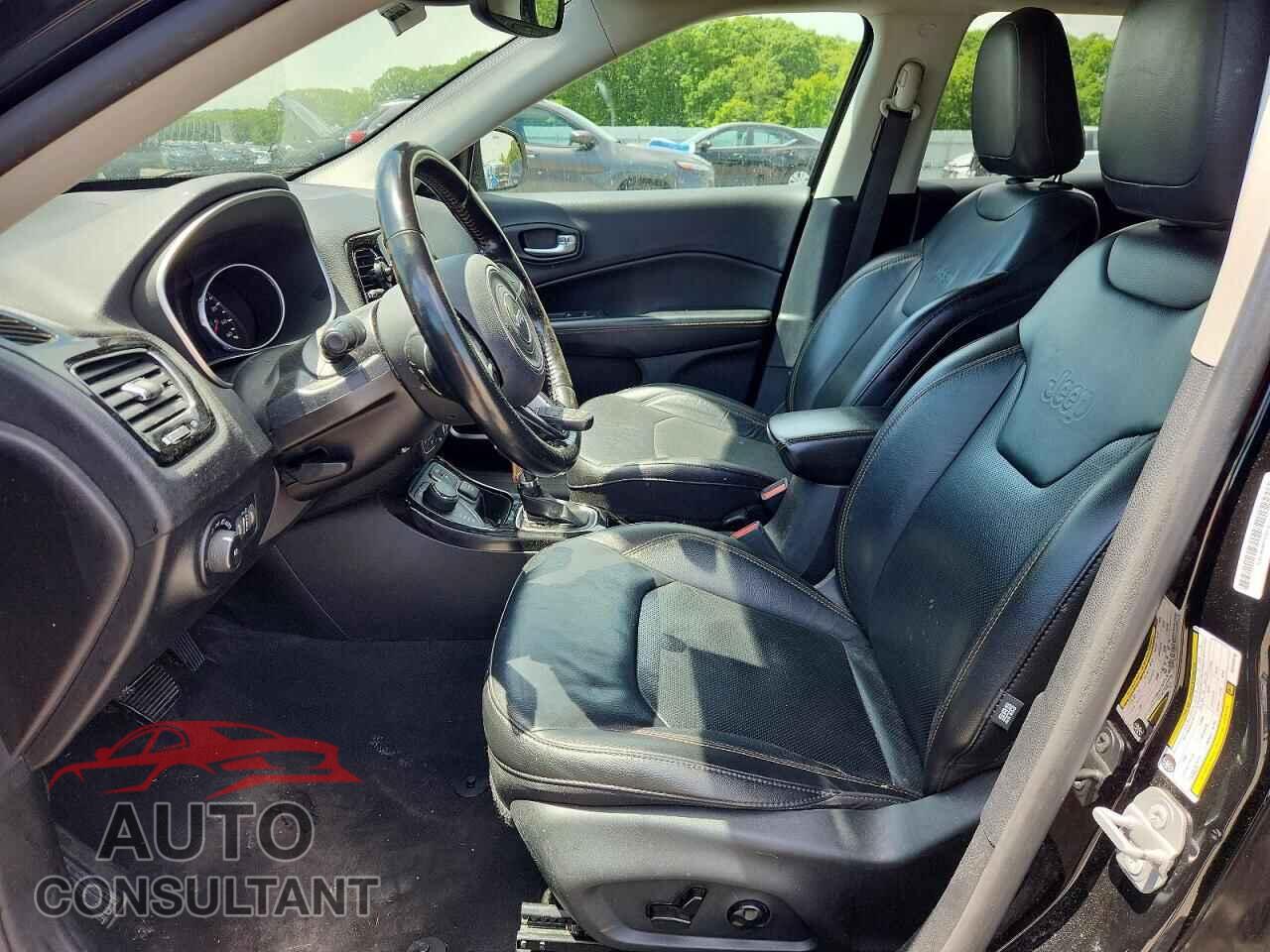 JEEP COMPASS 2021 - 3C4NJDCB0MT590118