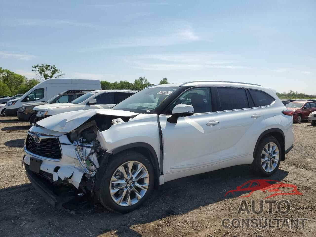 TOYOTA HIGHLANDER 2022 - 5TDXBRCHXNS540541