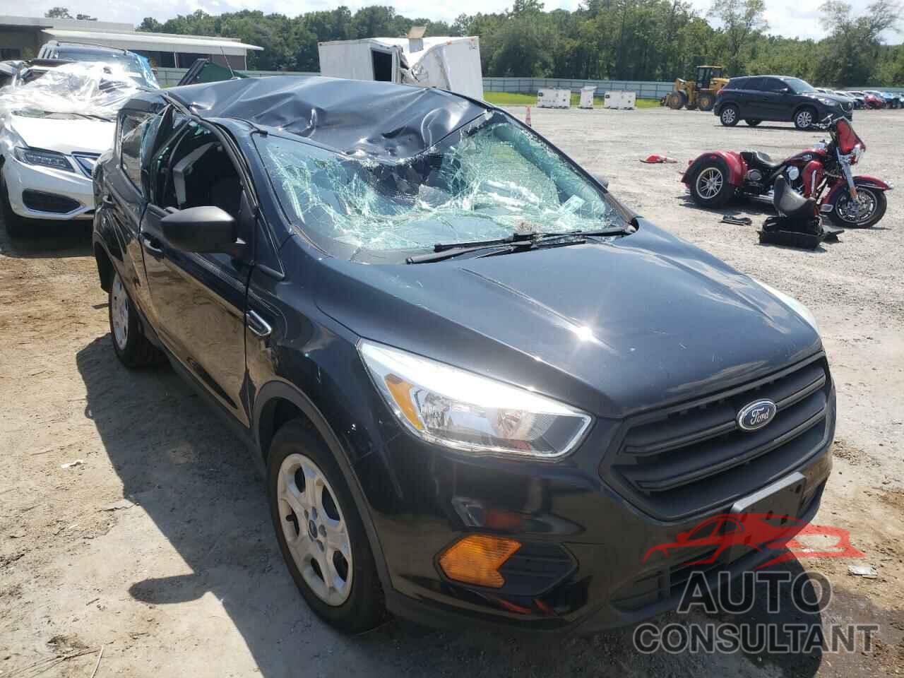 FORD ESCAPE 2017 - 1FMCU0F7XHUB74096