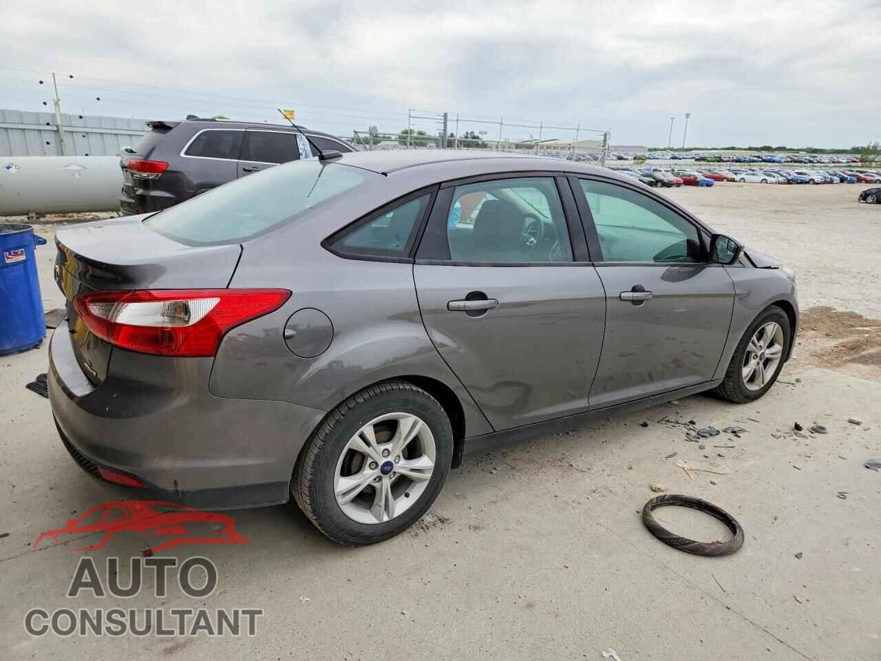 FORD FOCUS 2014 - 1FADP3F26EL363017