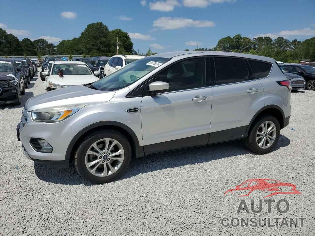 FORD ESCAPE 2017 - 1FMCU0GD4HUE01061