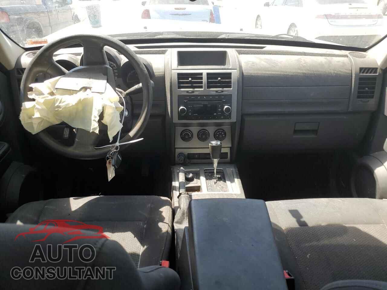 DODGE NITRO 2011 - 1D4PU4GK3BW580980