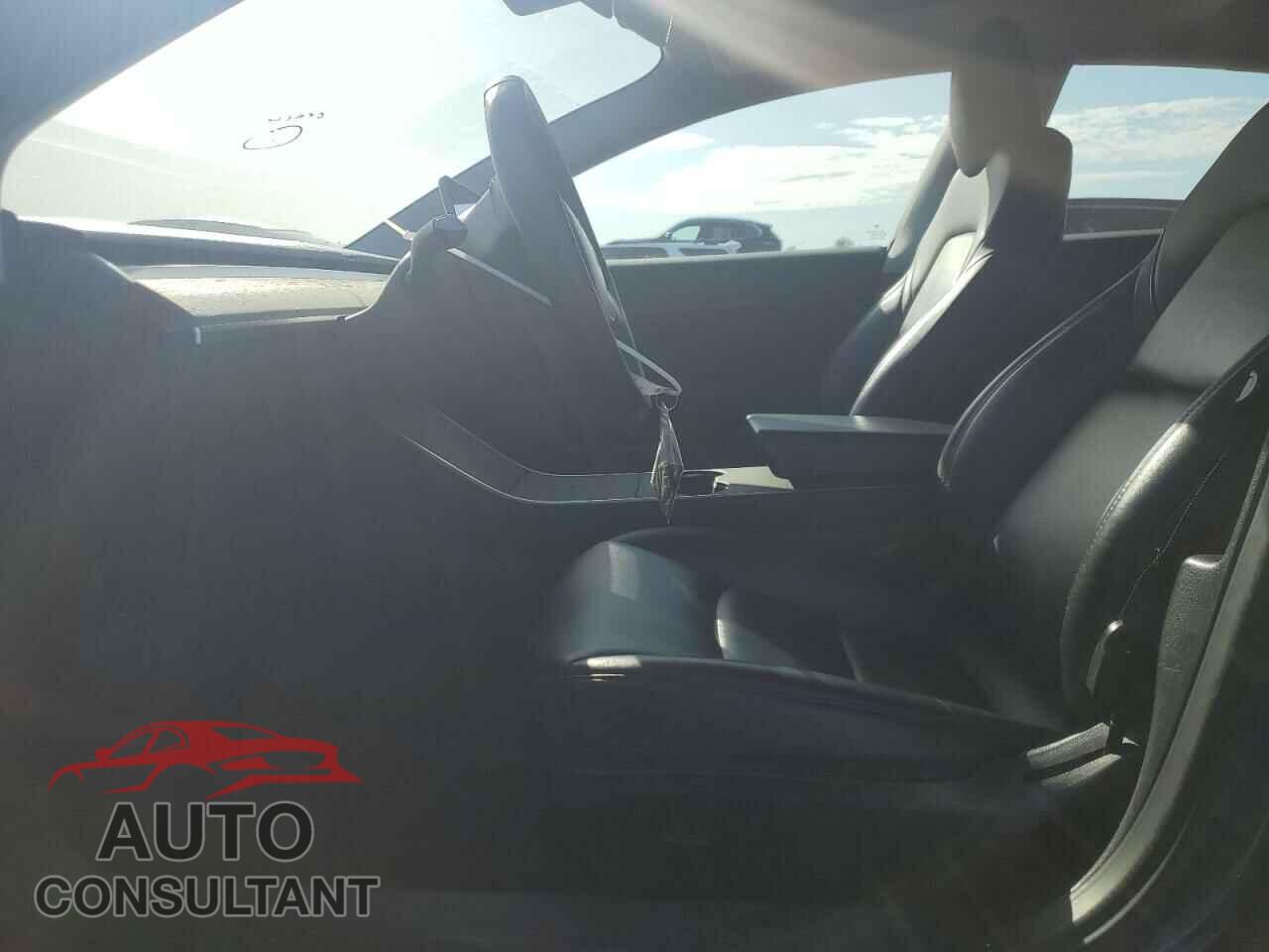 TESLA MODEL 3 2020 - 5YJ3E1EA8LF597300