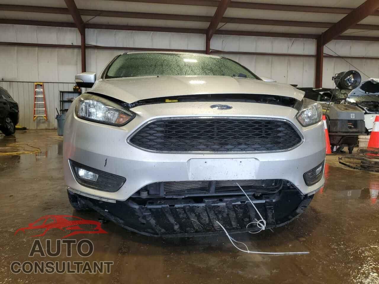 FORD FOCUS 2016 - 1FADP3F27GL396904