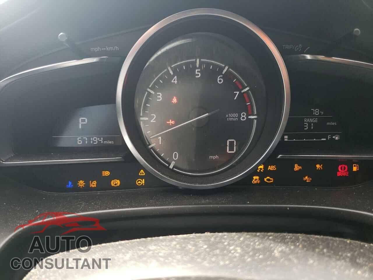 MAZDA 3 2018 - 3MZBN1M32JM272016