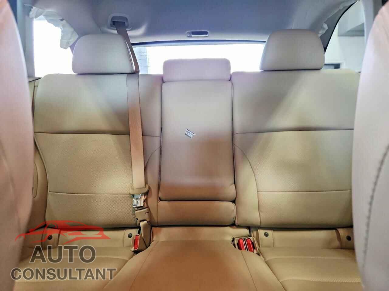 SUBARU OUTBACK 2017 - 4S4BSANC4H3304286
