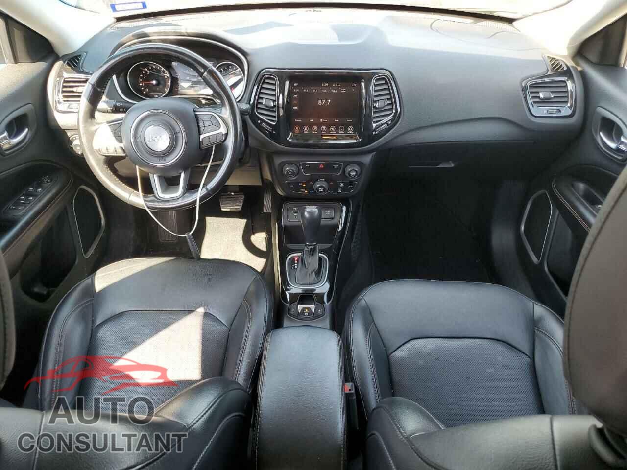 JEEP COMPASS 2020 - 3C4NJCCB9LT125572