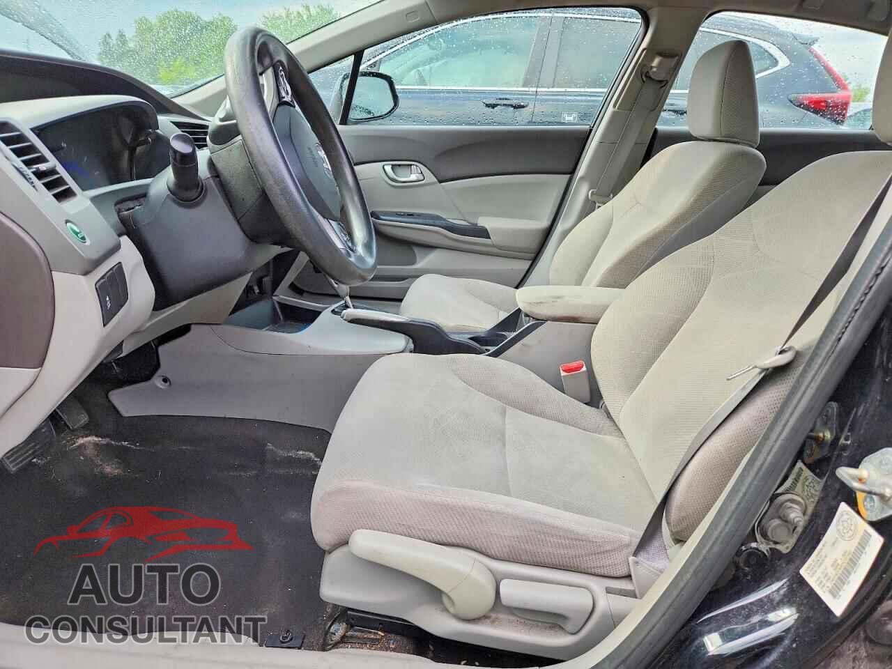HONDA CIVIC 2012 - 2HGFB2F40CH107562