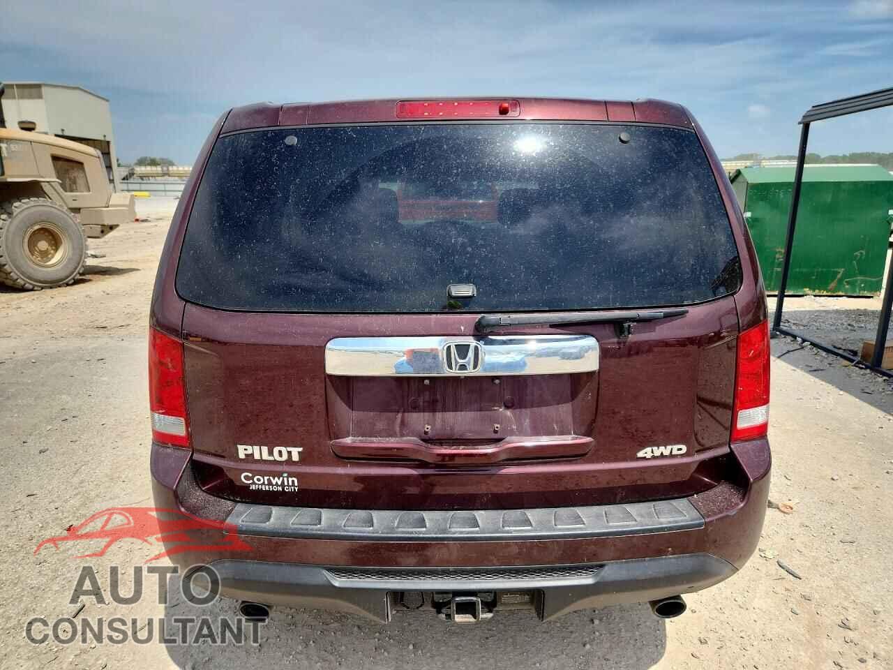 HONDA PILOT 2015 - 5FNYF4H60FB010832
