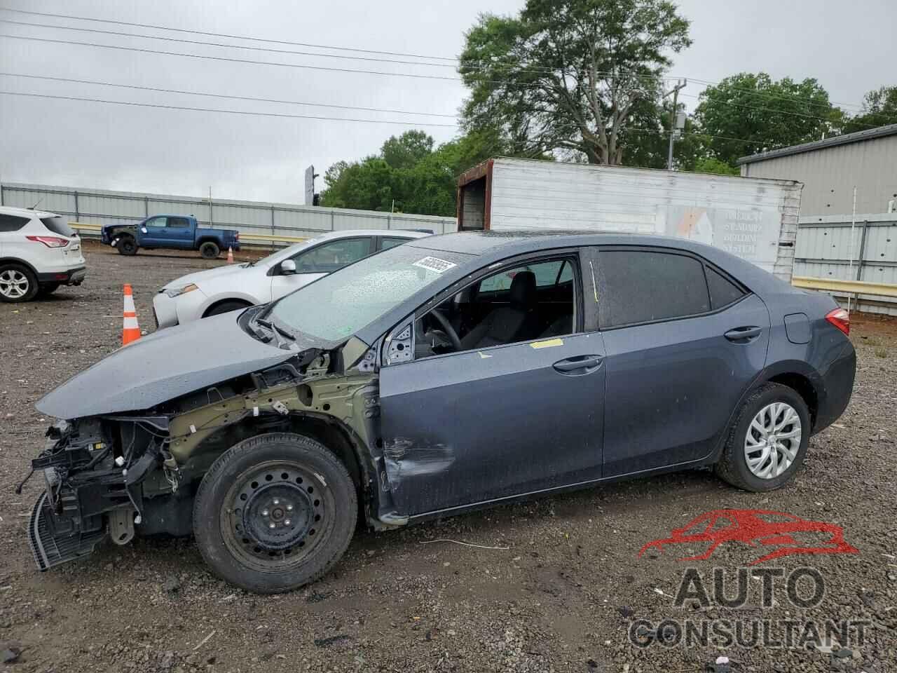 TOYOTA COROLLA 2018 - 5YFBURHE9JP841758