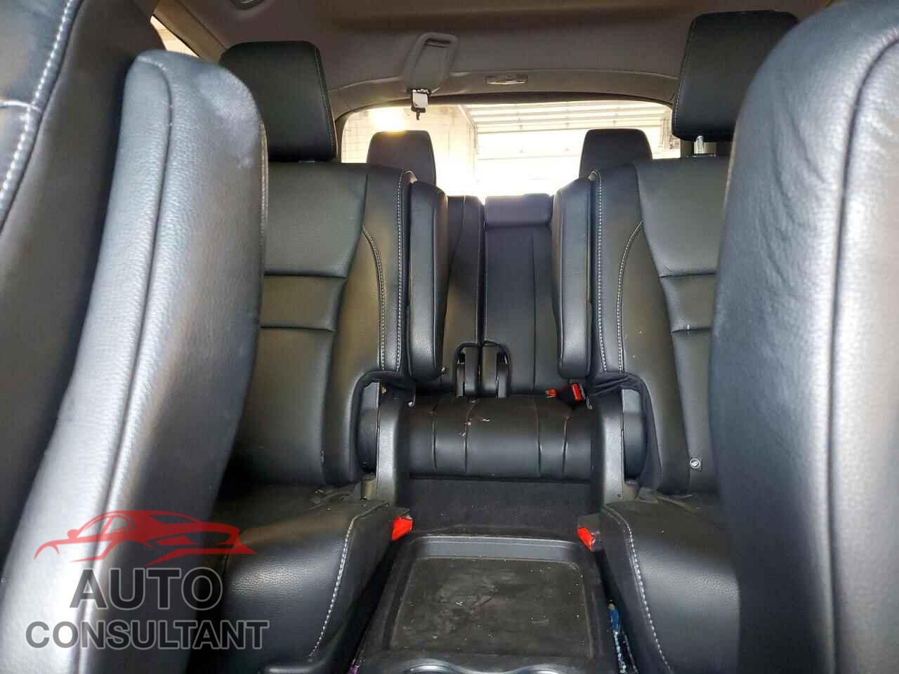 HONDA PILOT 2017 - 5FNYF6H08HB100238