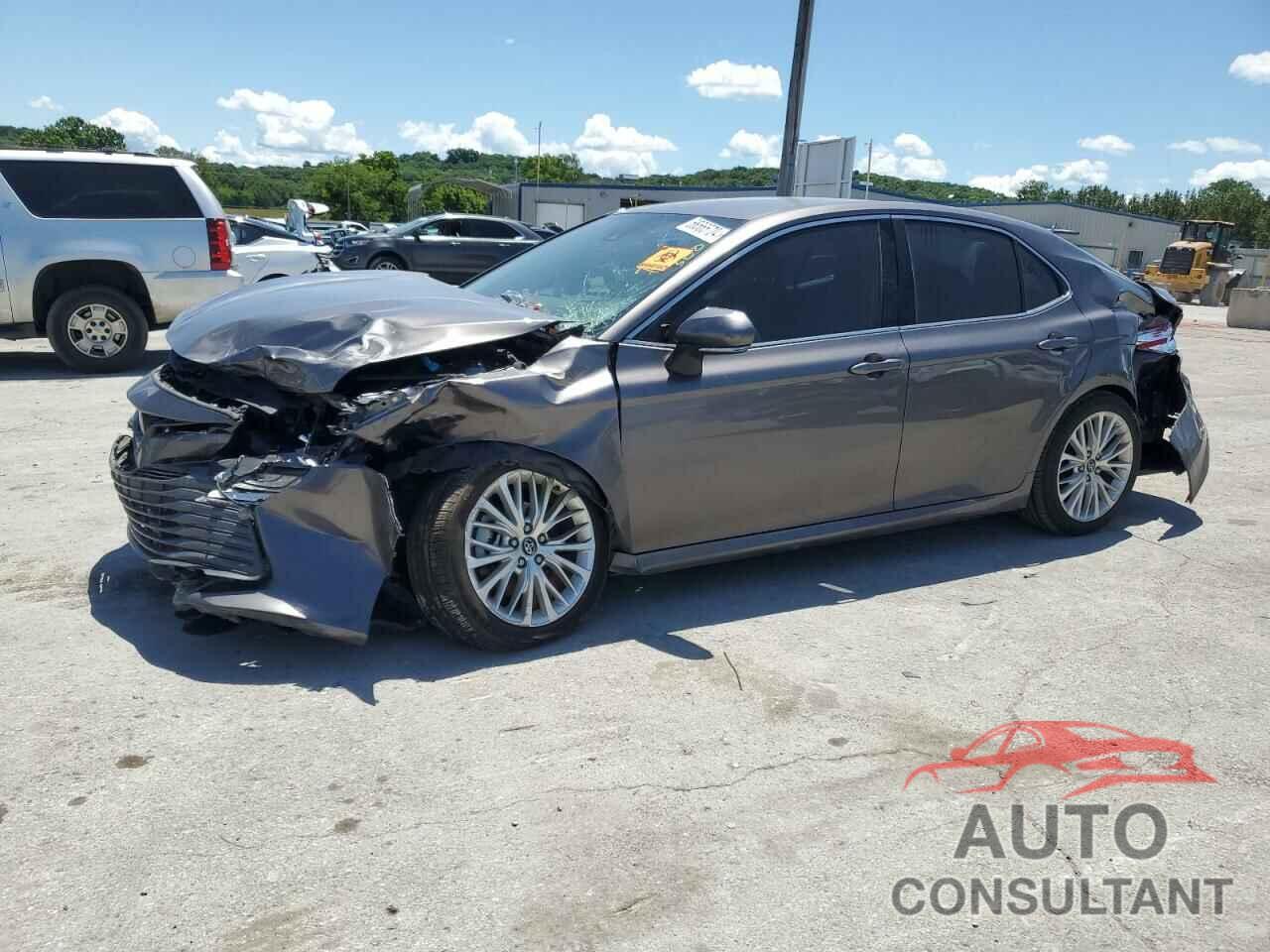 TOYOTA CAMRY 2019 - 4T1B11HK0KU196482