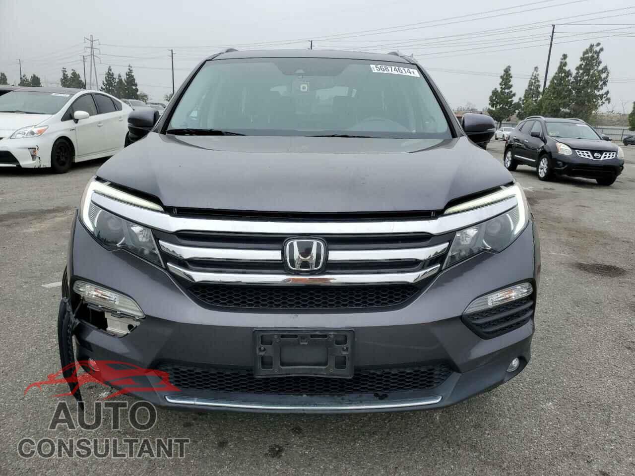 HONDA PILOT 2017 - 5FNYF5H99HB045694