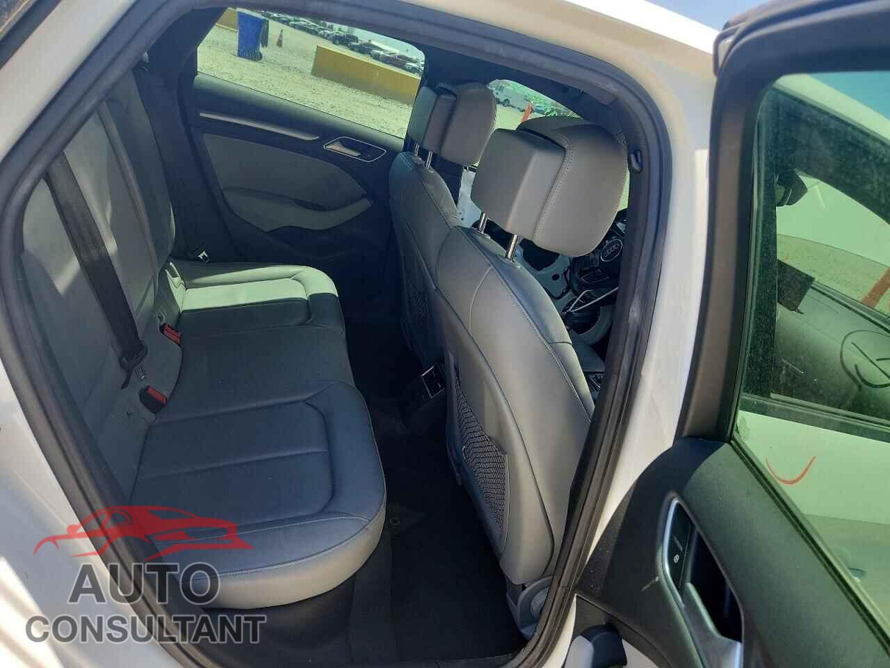 AUDI A3 2017 - WAUB8GFFXH1023018