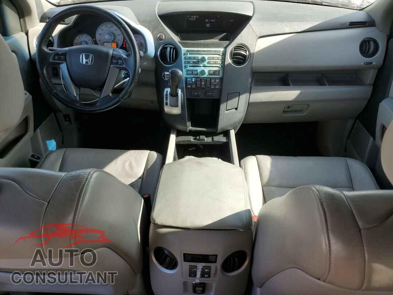 HONDA PILOT 2011 - 5FNYF4H69BB017367