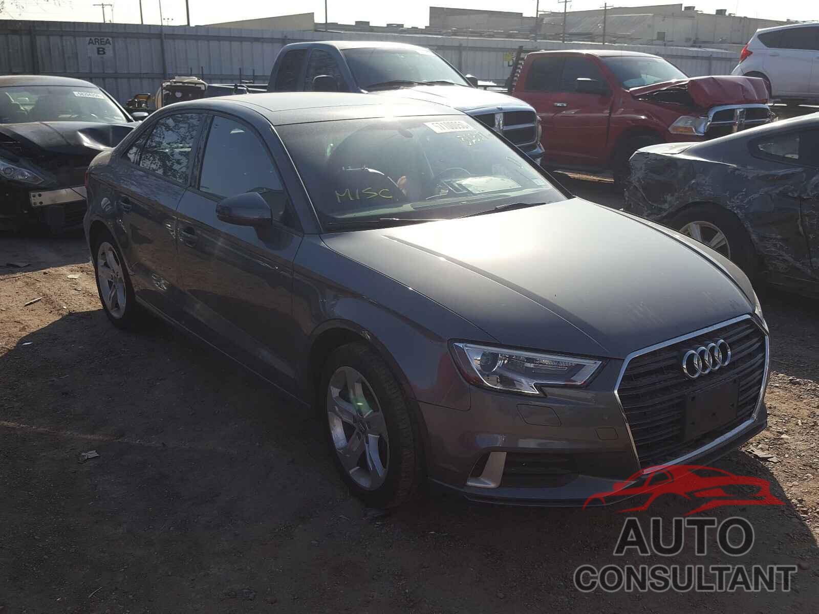 AUDI A3 2018 - WAUAUGFF5J1030844