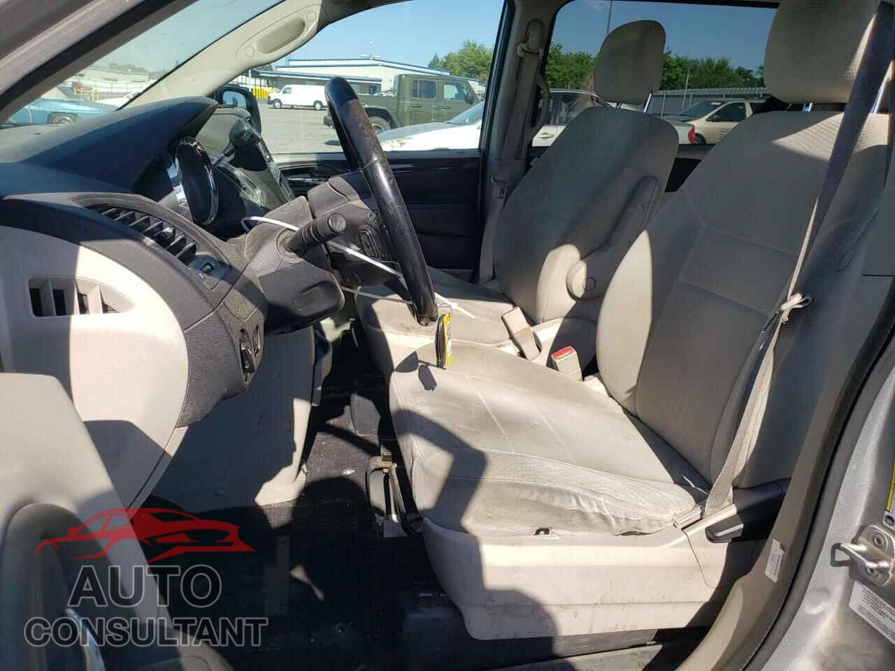 DODGE CARAVAN 2013 - 2C4RDGBGXDR746384