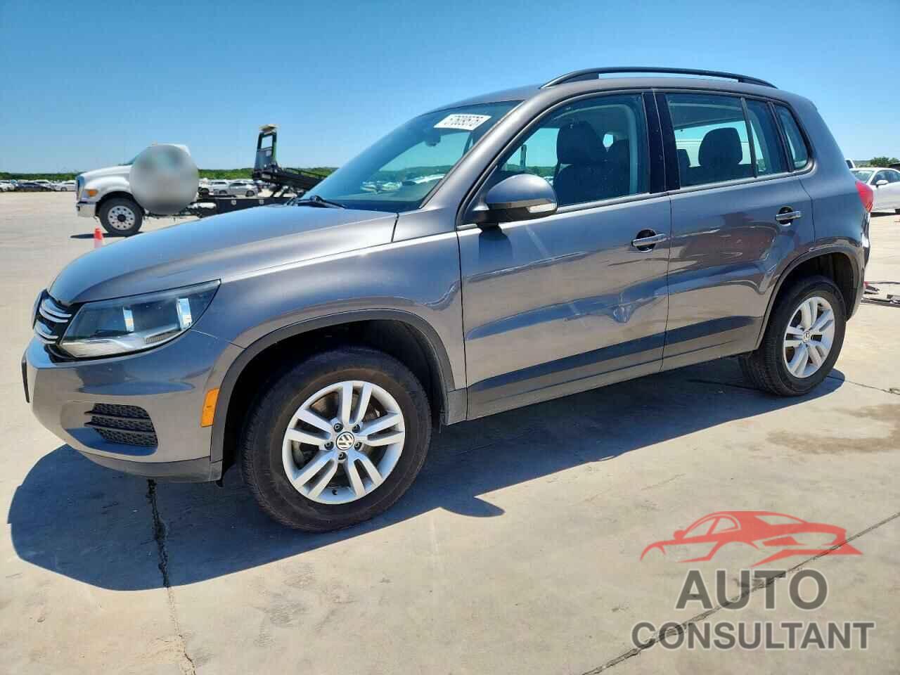 VOLKSWAGEN TIGUAN 2016 - WVGAV7AX4GW600369