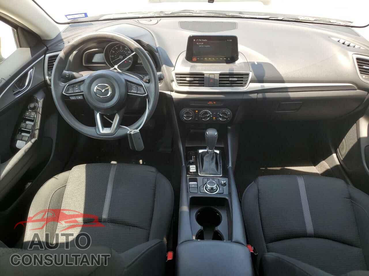MAZDA 3 2017 - 3MZBN1U73HM138645