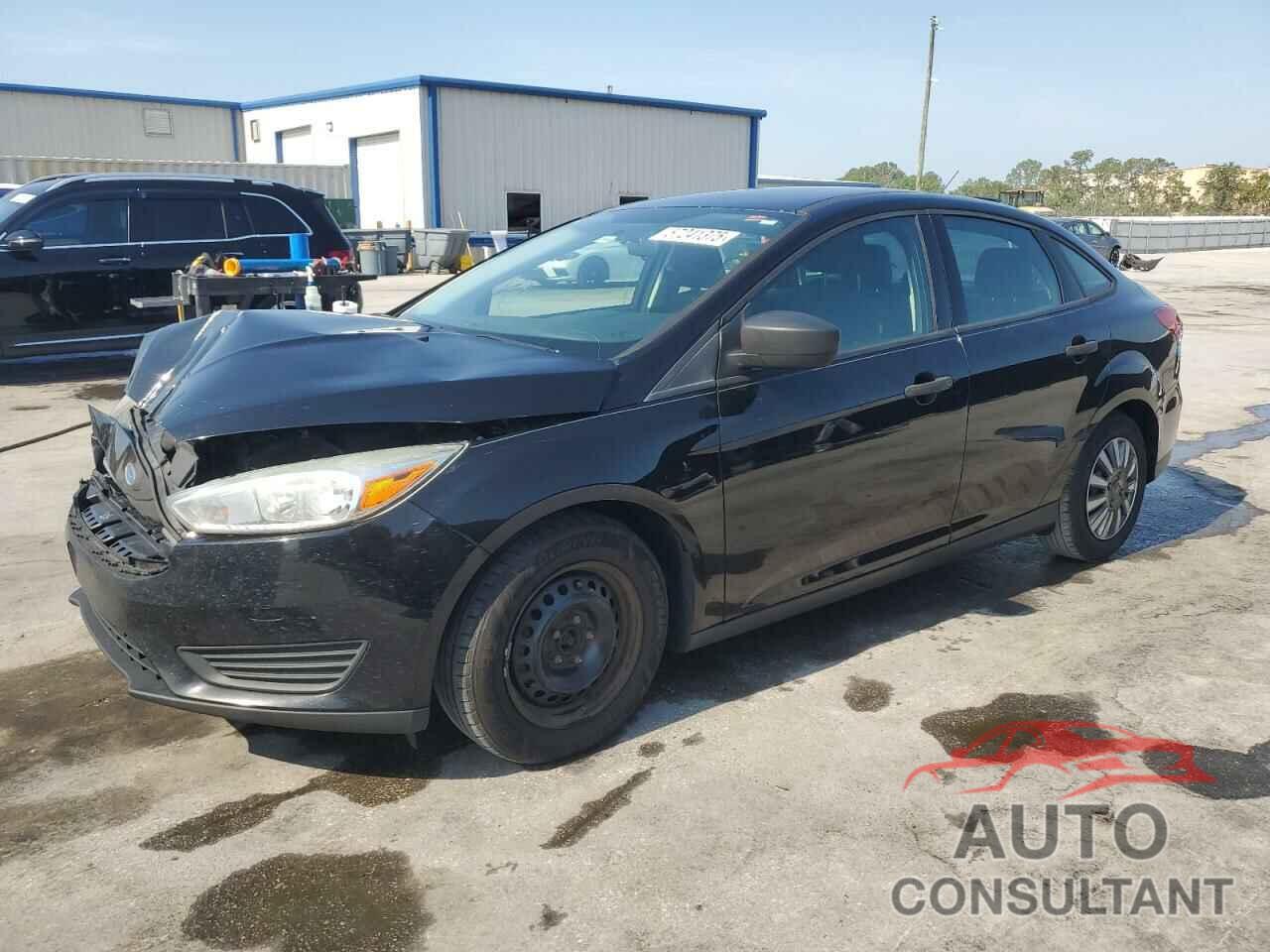 FORD FOCUS 2018 - 1FADP3E23JL201857