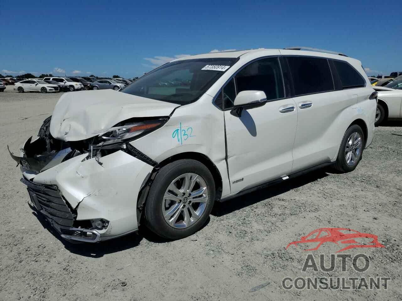 TOYOTA SIENNA 2021 - 5TDESKFC0MS005859