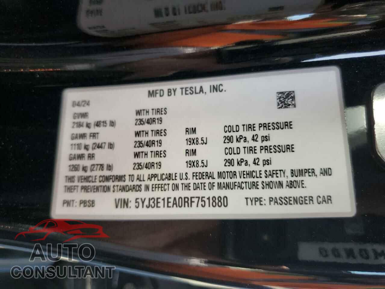 TESLA MODEL 3 2024 - 5YJ3E1EA0RF751880