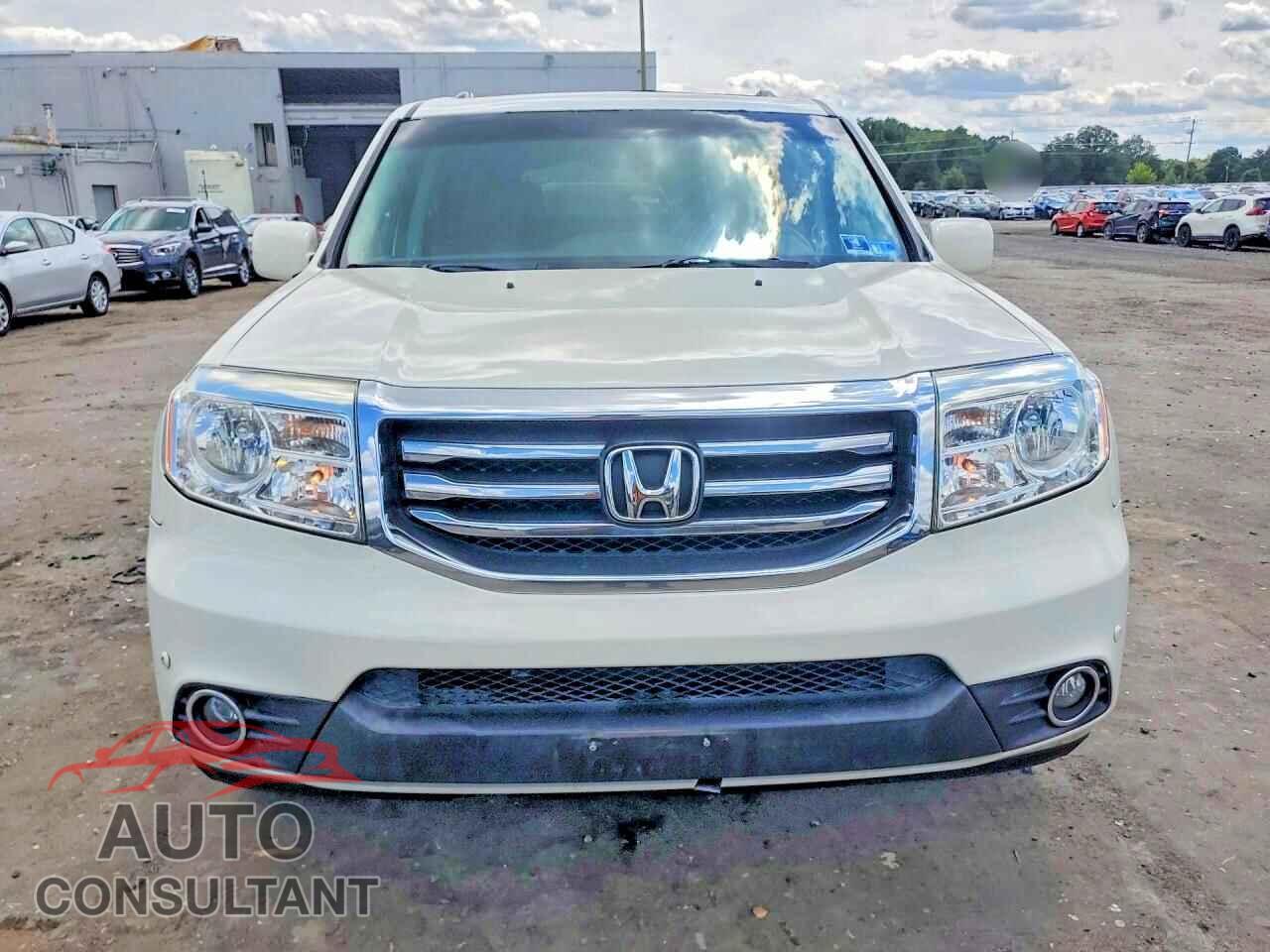 HONDA PILOT 2012 - 5FNYF4H98CB084845