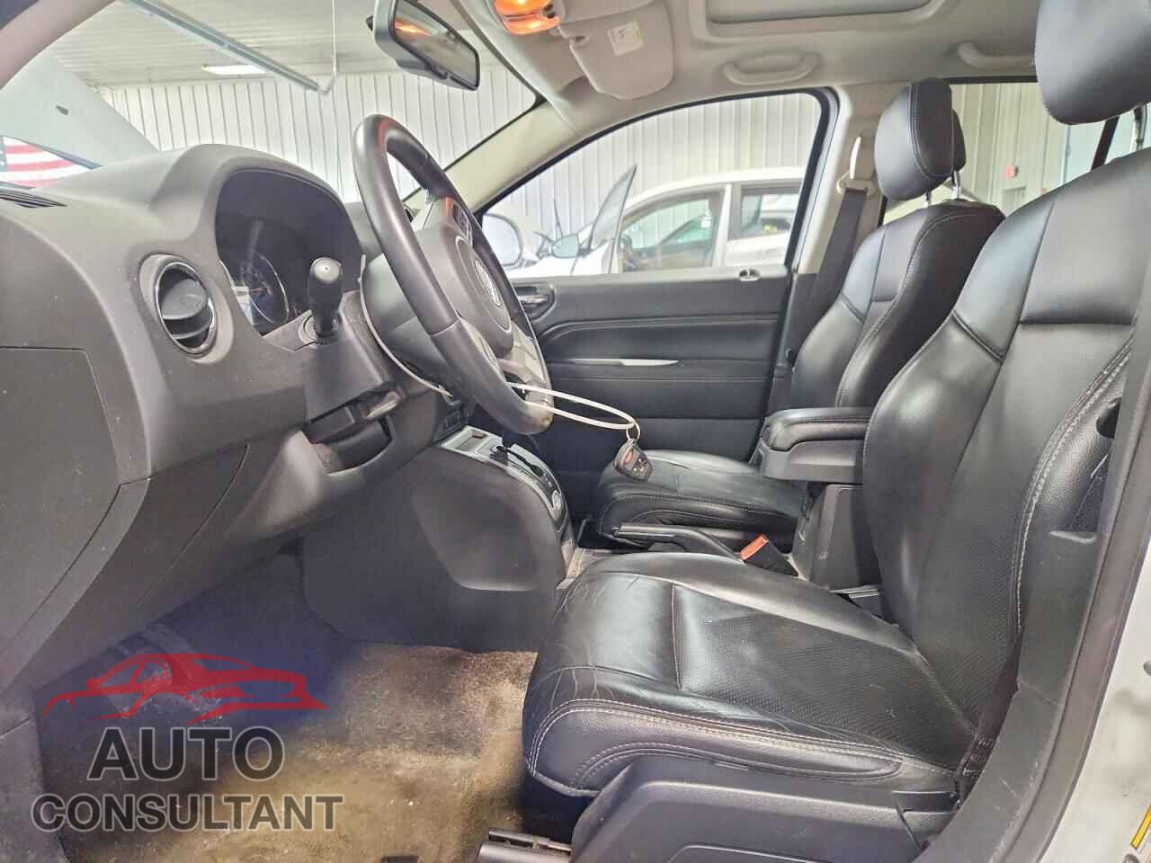 JEEP COMPASS 2016 - 1C4NJCEA2GD678533