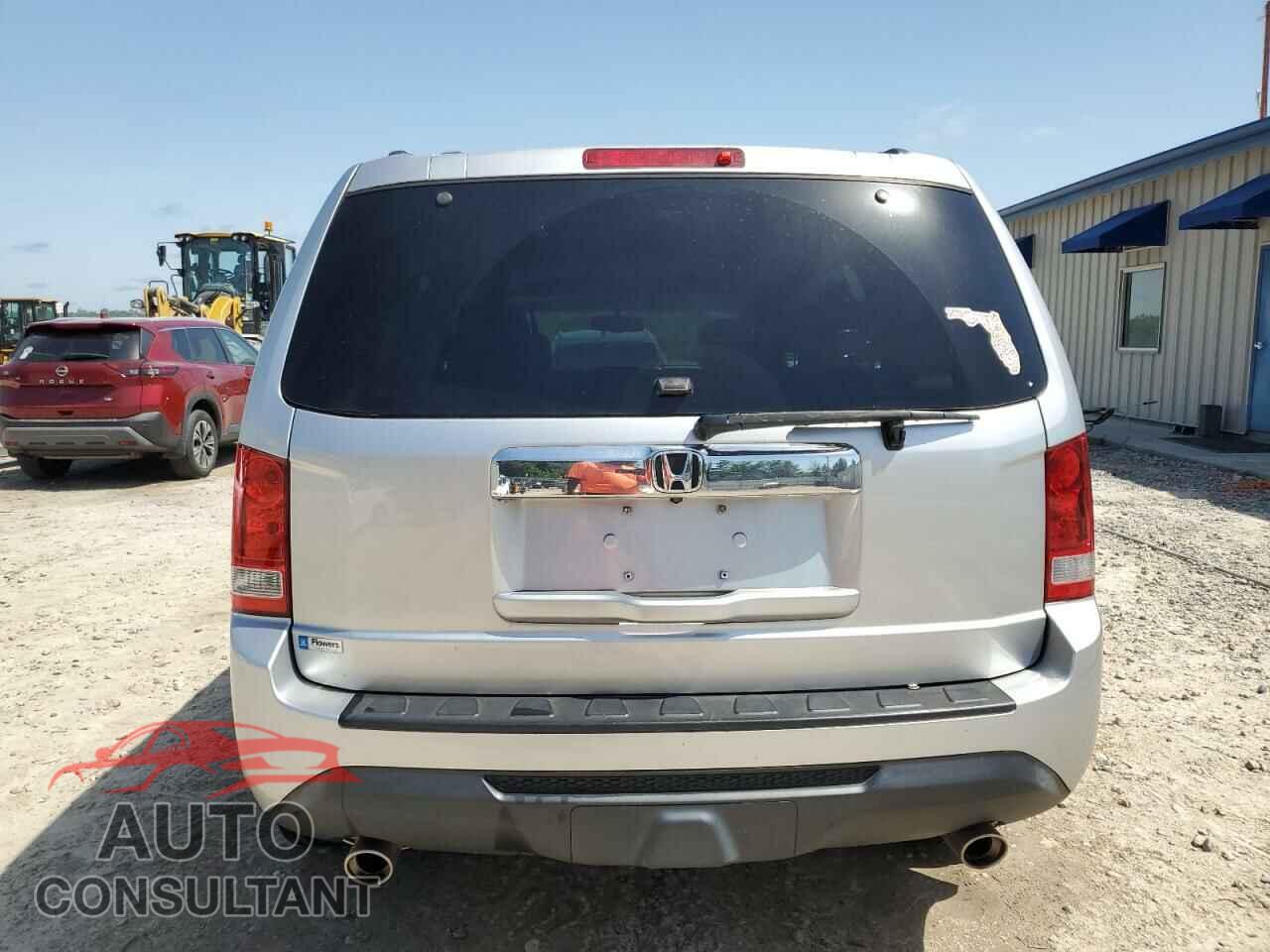 HONDA PILOT 2014 - 5FNYF3H51EB015909